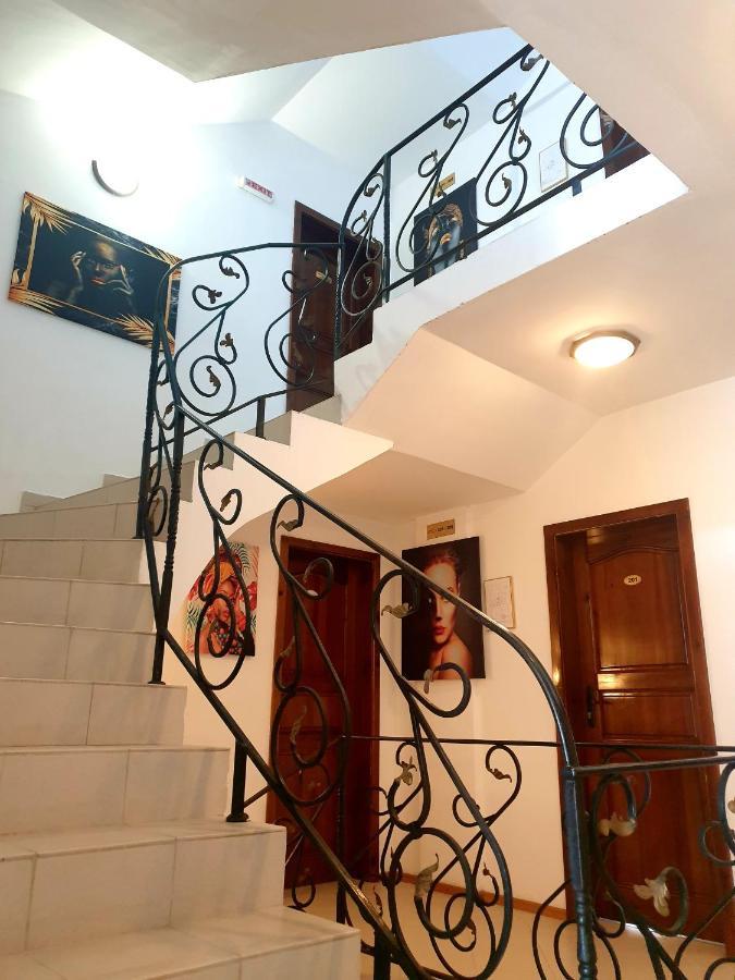 Hotel Feniks Lozenets Esterno foto