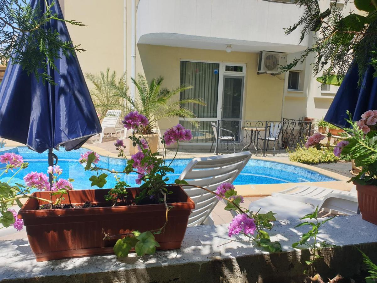 Hotel Feniks Lozenets Esterno foto