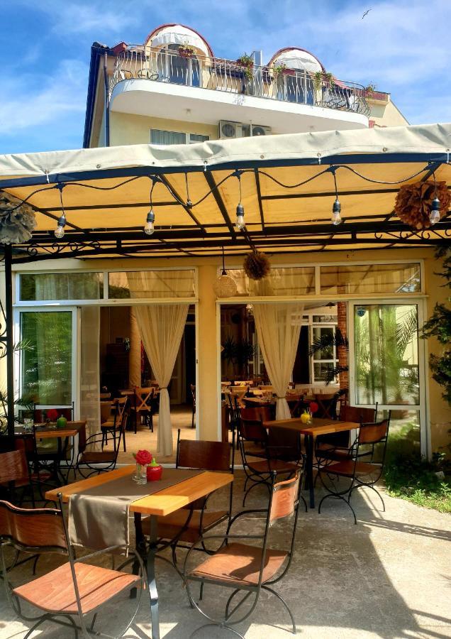 Hotel Feniks Lozenets Esterno foto