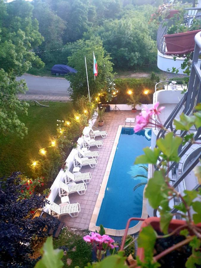 Hotel Feniks Lozenets Esterno foto