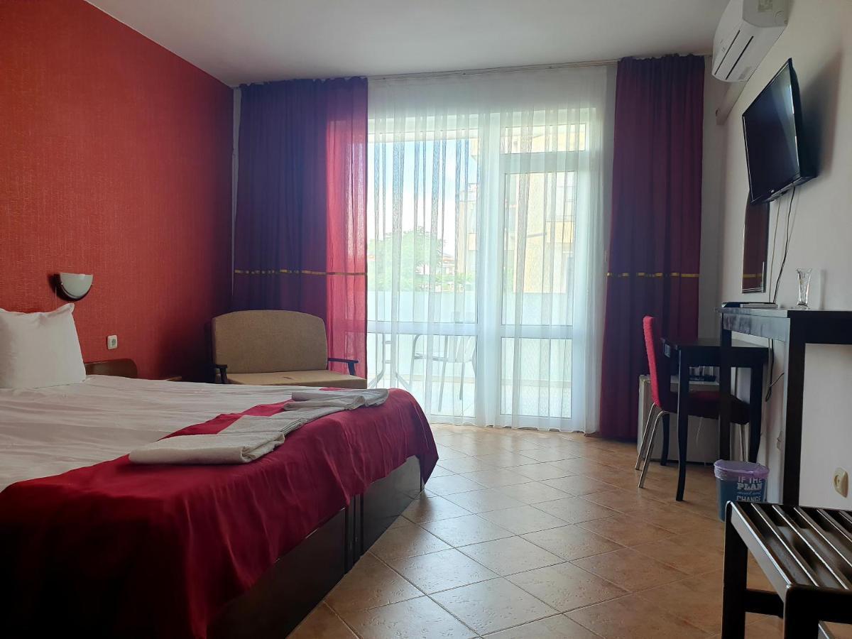 Hotel Feniks Lozenets Esterno foto