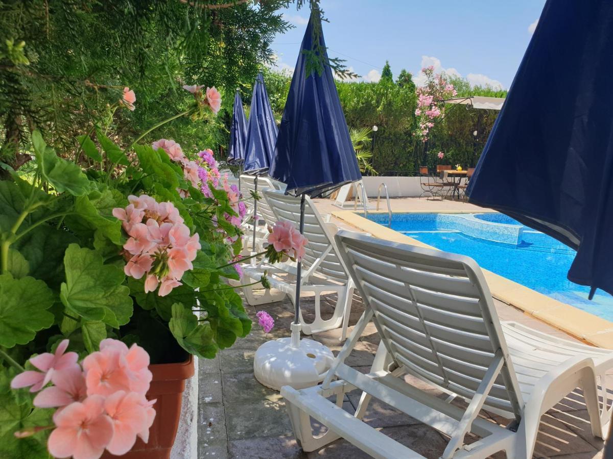 Hotel Feniks Lozenets Esterno foto