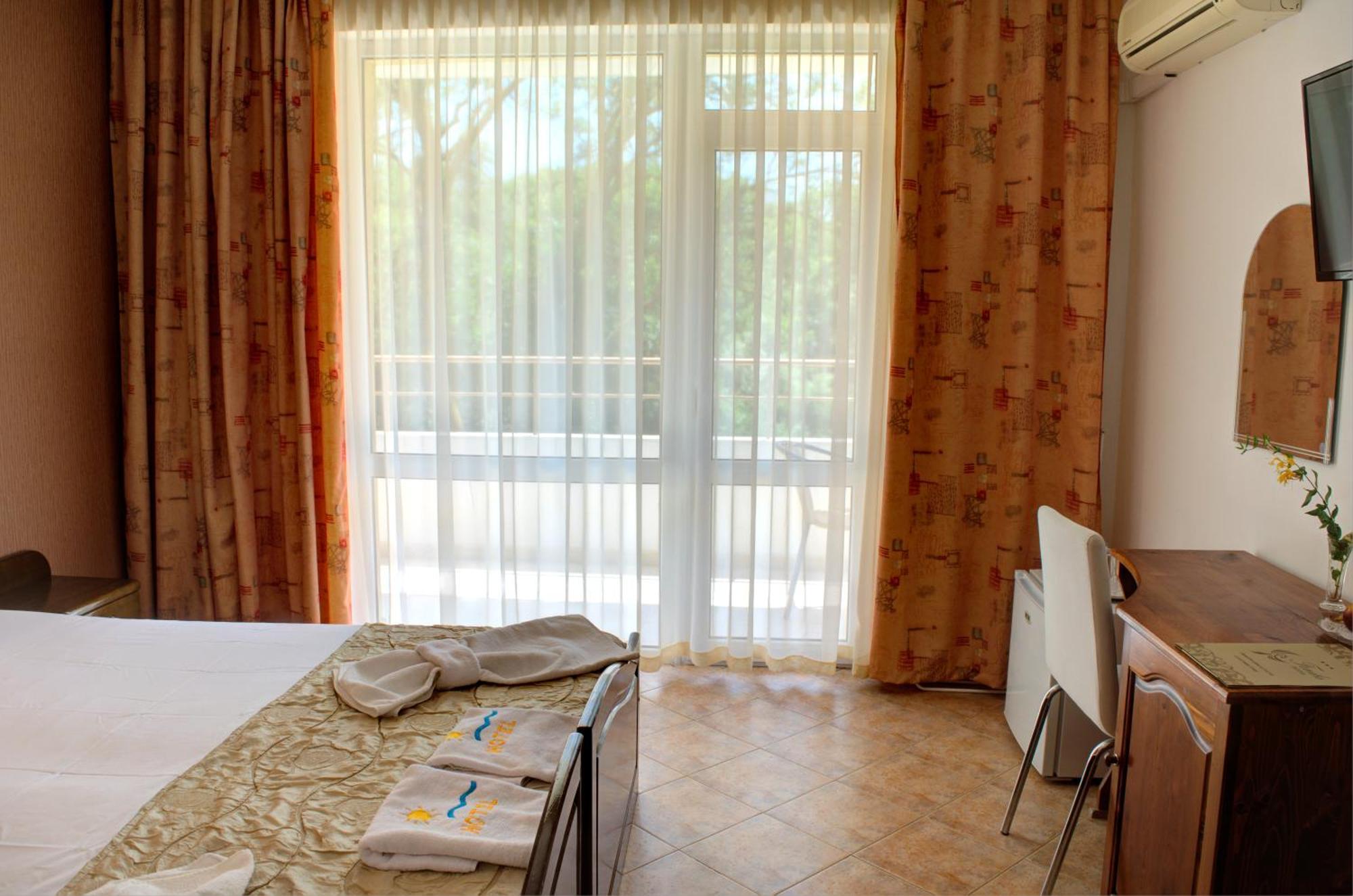Hotel Feniks Lozenets Esterno foto