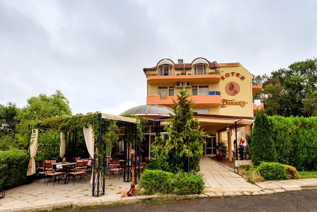 Hotel Feniks Lozenets Esterno foto